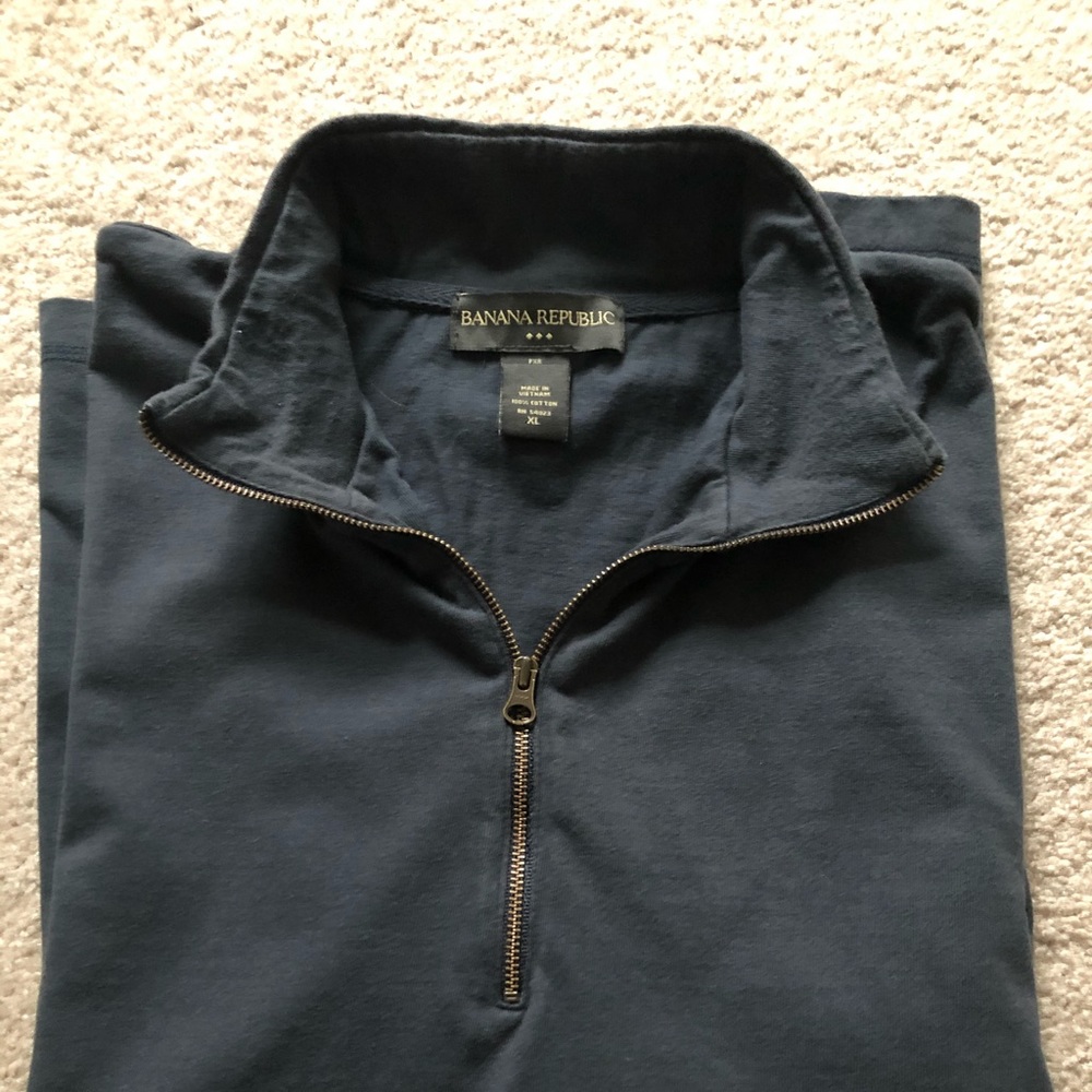 Men’s half zip long sleeve shirt